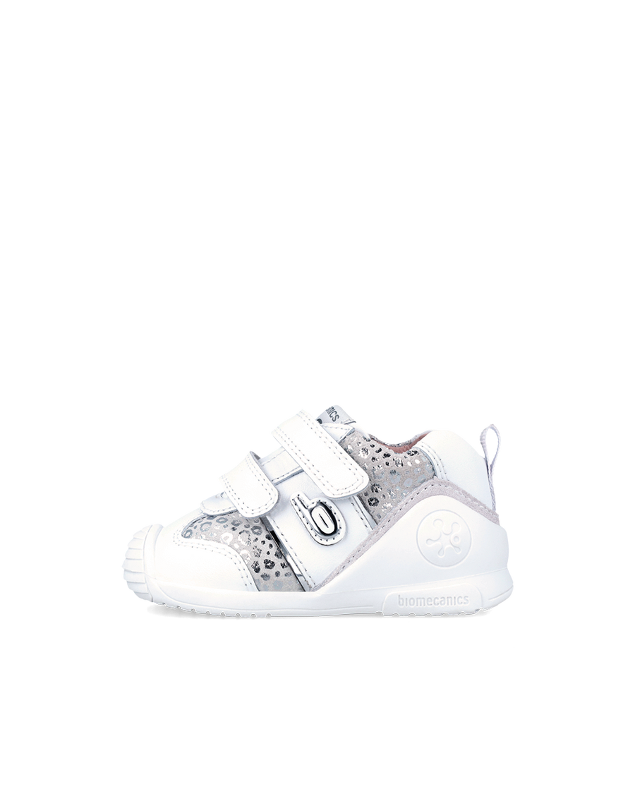 BIOMECANICS - 242111-B First steps Trainers | White (Blanco) Specifically designed for baby’s first steps.