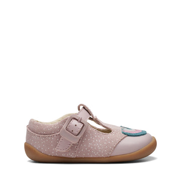 Clarks – Baby Girl – First Shoe | Roamer Mist T. A pink shoe with a buckle. Side View