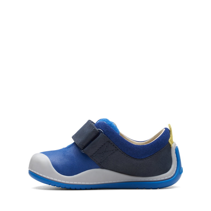 Clarks – Roller Fun T. Baby Boy Blue Shoes. Perfect for your baby’s fist steps. Side View (2)