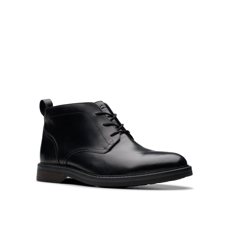 Clarks - Aldwin Chukka - Black Leather