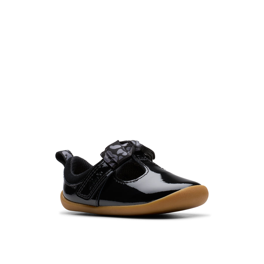 Clarks - Roamer Trim T - Black