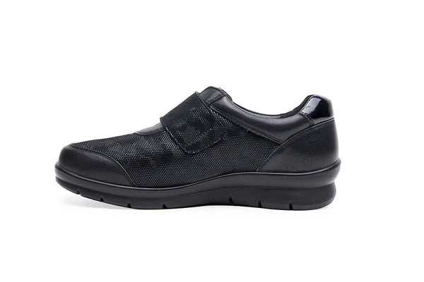 G. Comfort - P-8263 Black Fantasy